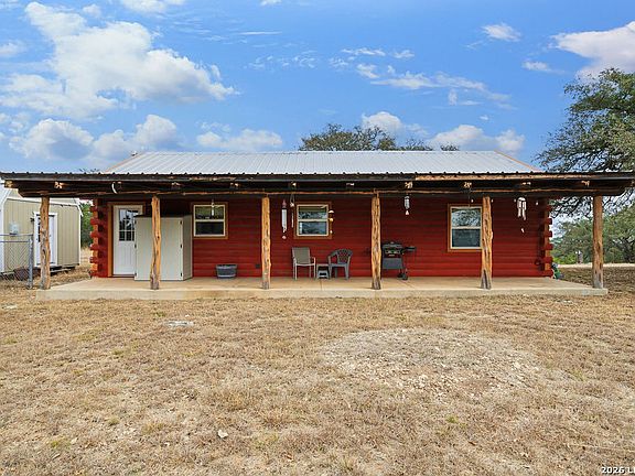 4th image of 260 Dingley View