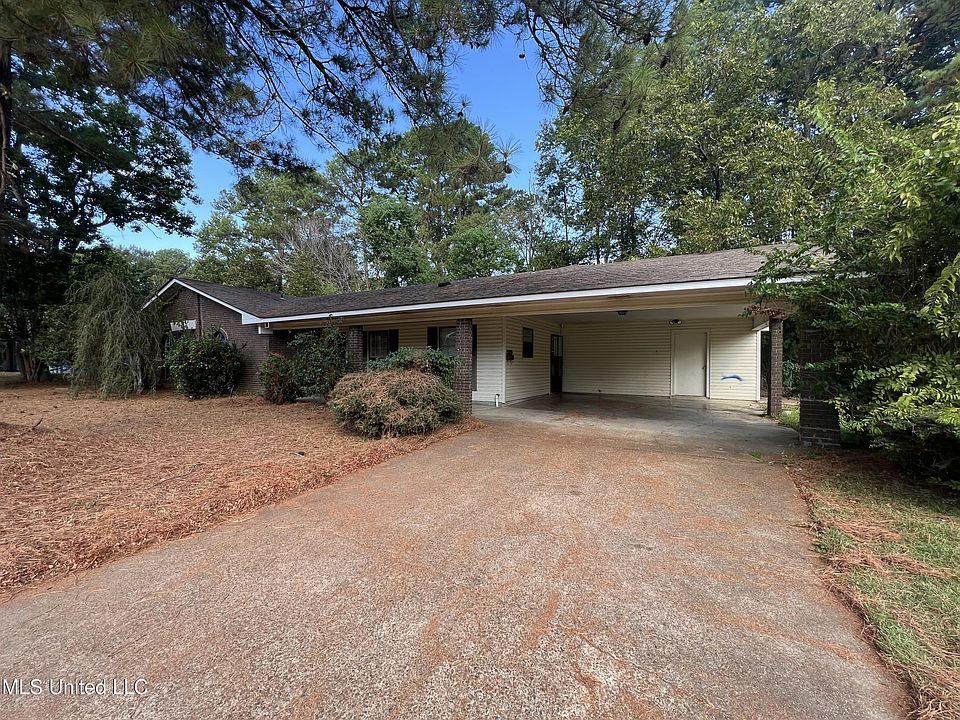 1210 Greenbriar St, Jackson, MS 39211 Zillow