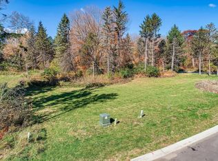 4255 Inland Ln N, Plymouth, MN 55446