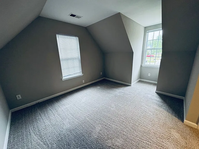 7136 Roaming Path Ct — Photo 15