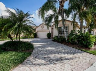 9968 Mantova Dr, Lake Worth, FL 33467