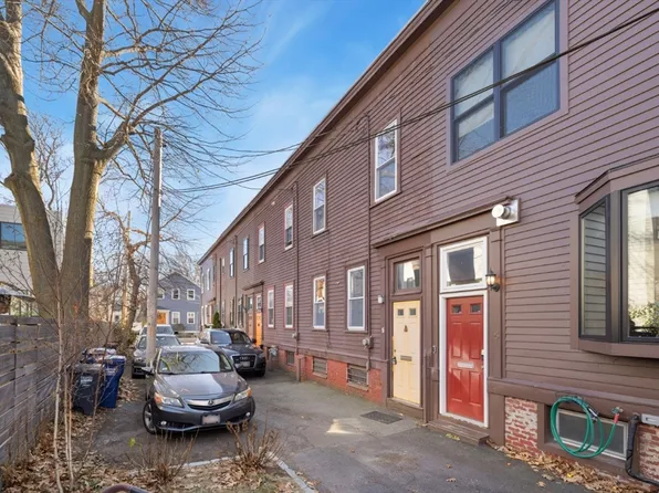 5 Livermore Pl, Cambridge, MA 02141