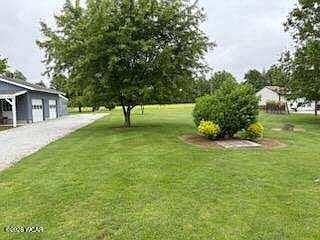 5th image of 406 Wells Rd