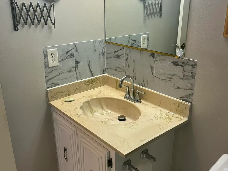 2801 Somerset Dr #201 — Photo 15
