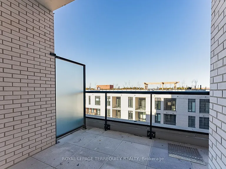 3100 Keele St #719 — Photo 22
