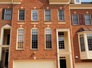 5424 Edsall Ridge Pl, Alexandria, VA 22312