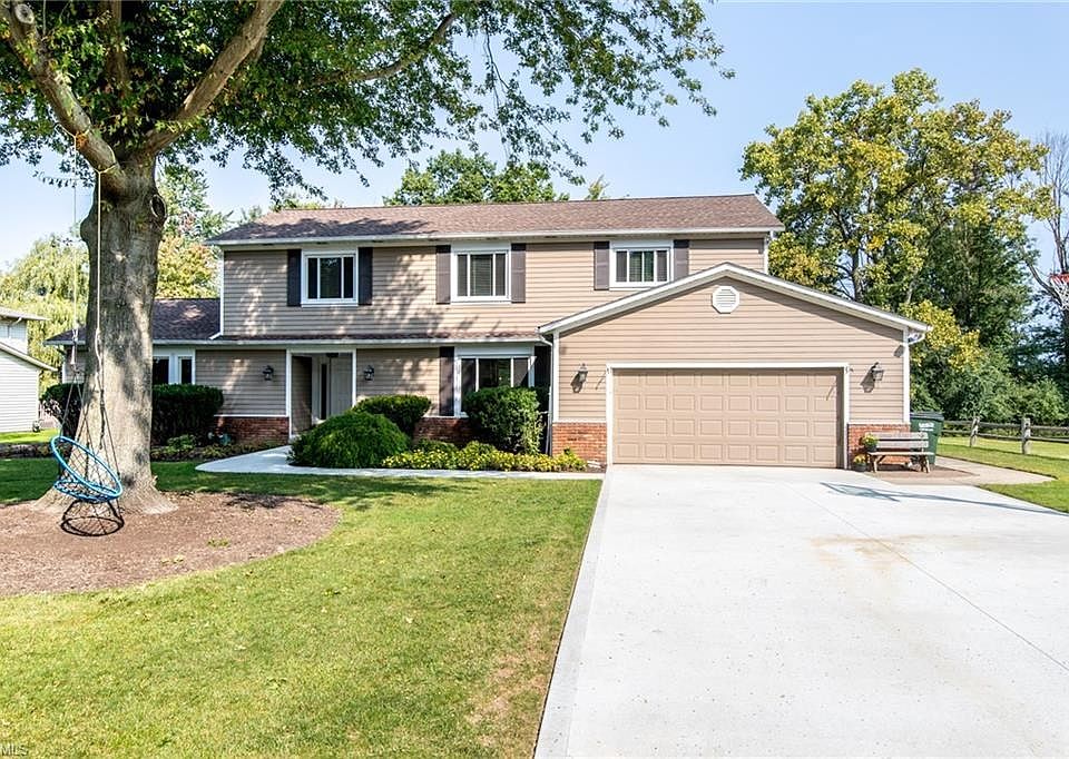 1st image of 29699 Orangewood Dr