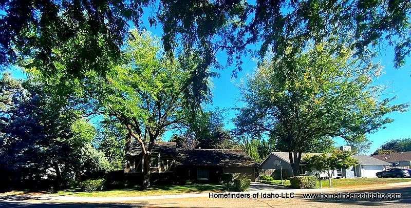 Building Photo - 10170 W Cranberry Ct