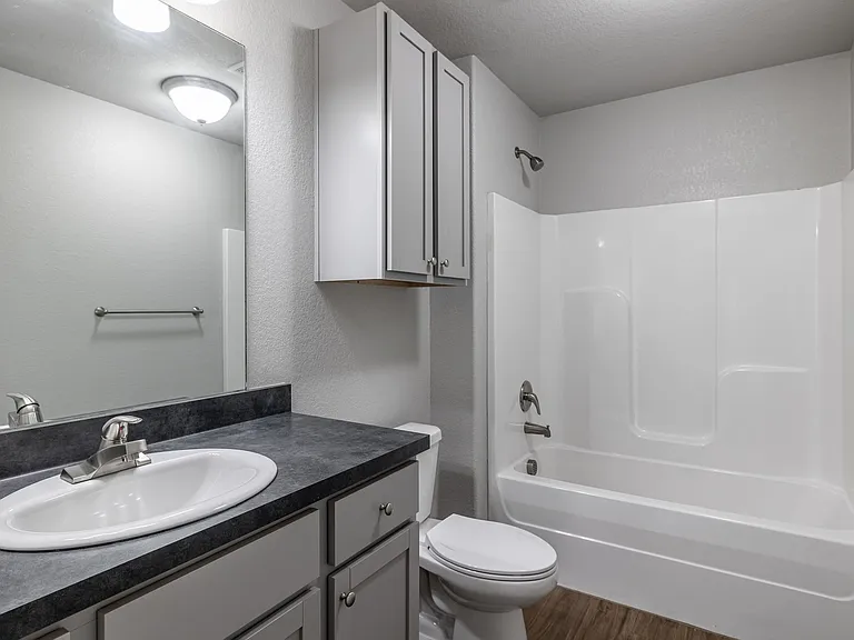 1707 E Montclair Ave — Photo 6