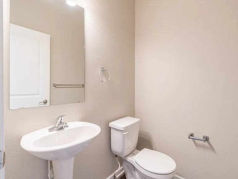 6909 Daniel Defoe Dr — Photo 5