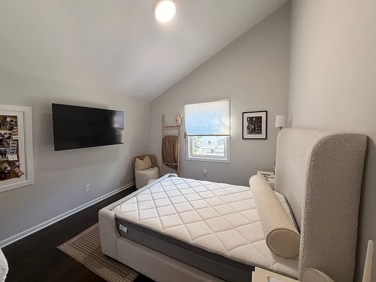 3684 Park Ave — Photo 7