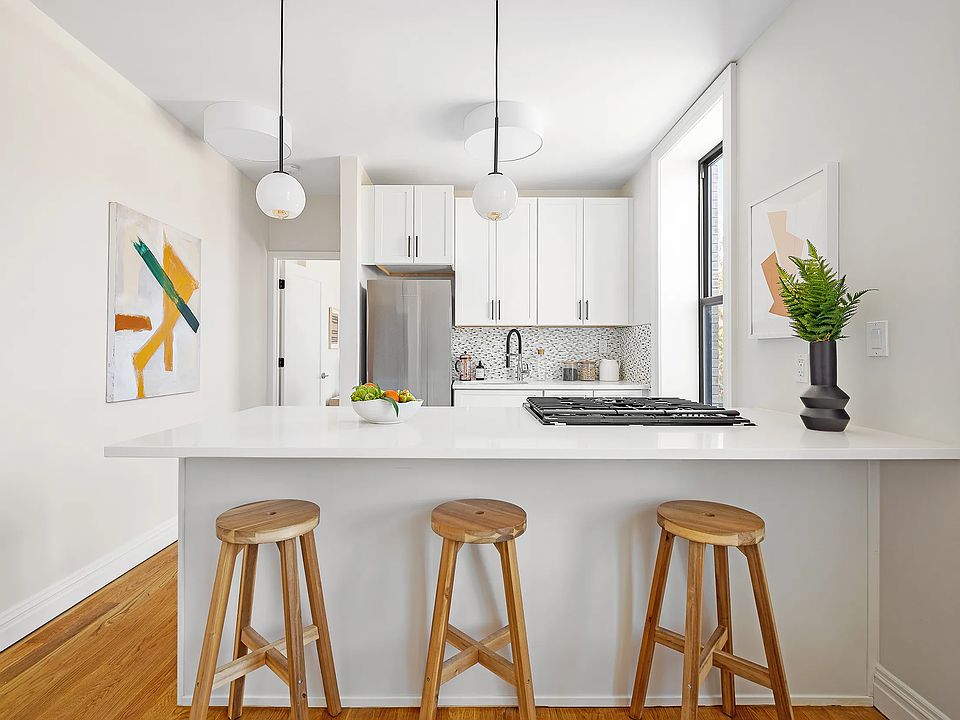 1st image of 764 Saint Johns Pl APT 3B