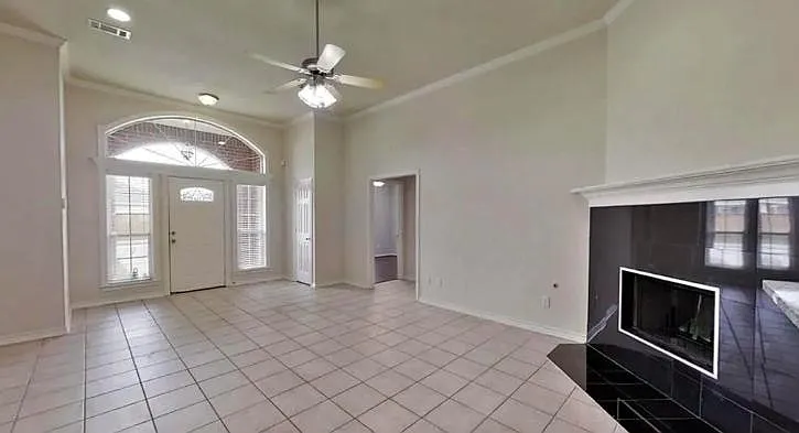 4214 Alexandria Ave — Photo 5