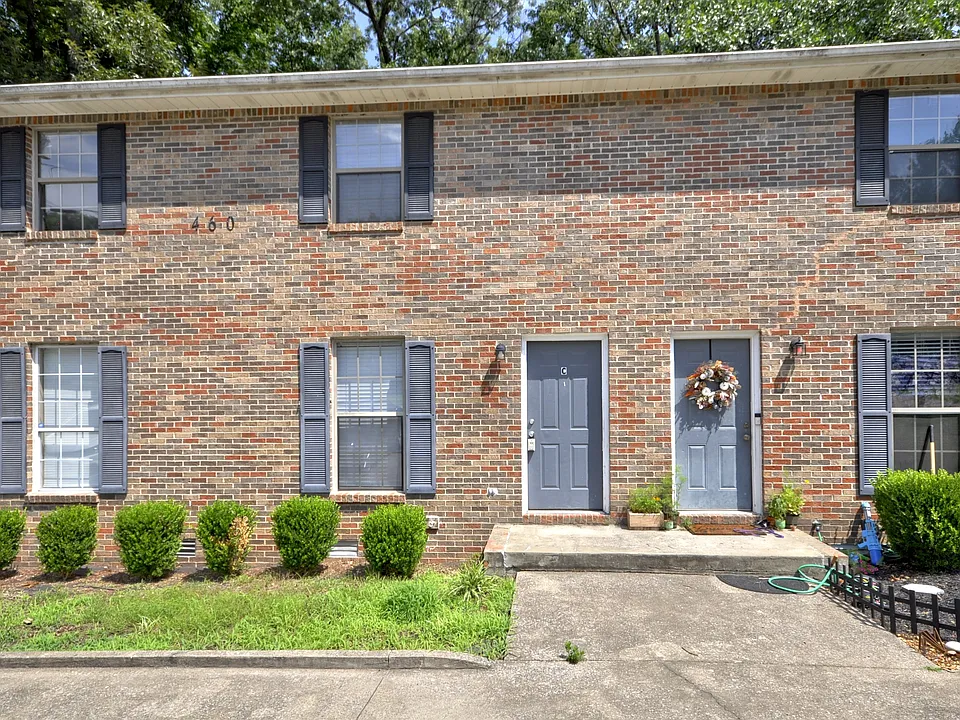 460 Martha Ln #C