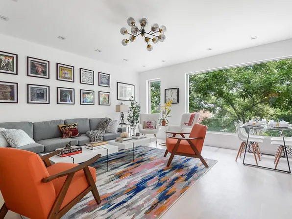 235 N Henry St #3A, Brooklyn, NY 11222