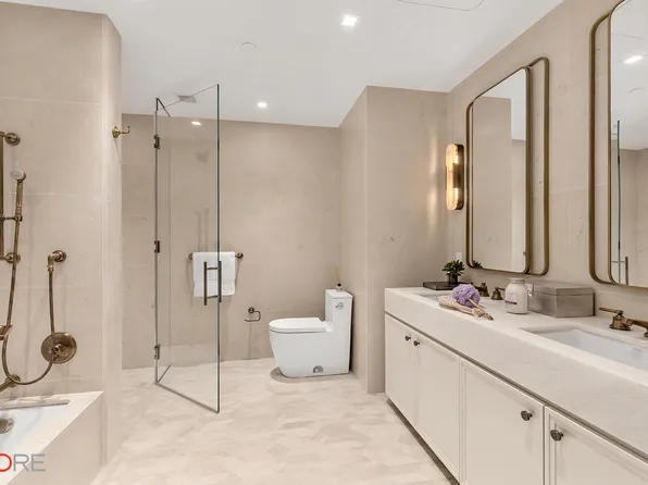 310 East 86th Street image 11 of 24