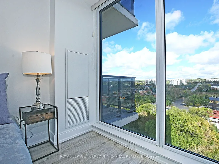 9608 Yonge St #1011 — Photo 32
