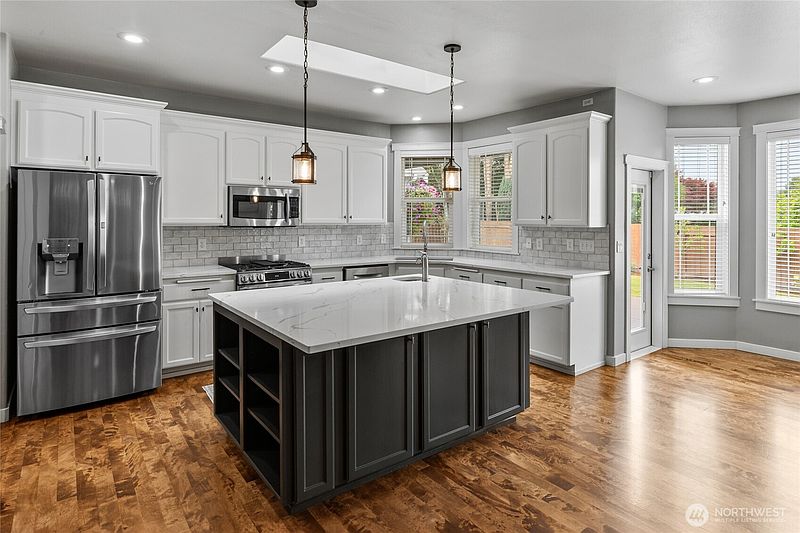 5th image of 418 20th Street NW