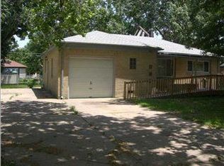 1702 S Lexington Rd, Wichita, KS 67218