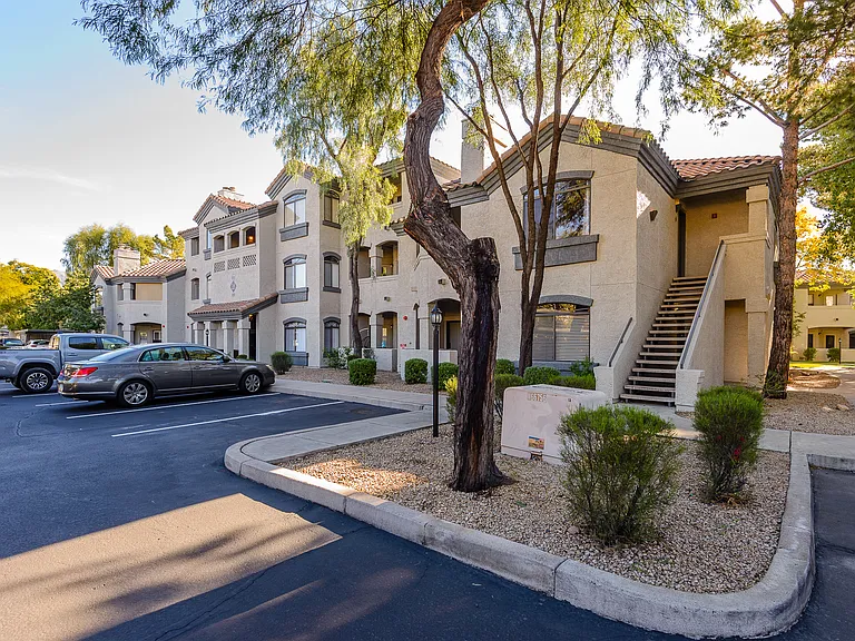 15095 N Thompson Peak Pkwy #2114 — Photo 1