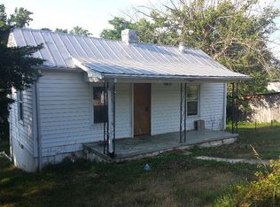 50 Young Ave, Bassett, VA 24168