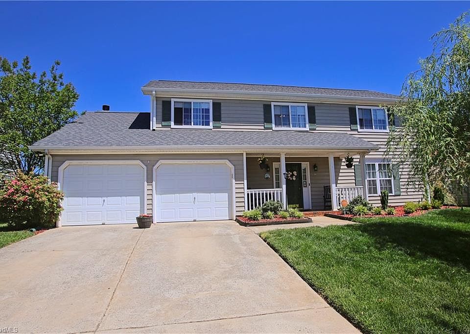 1st image of 816 Eagle Point Dr