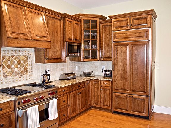 4th image of 7131 Calabria Pl