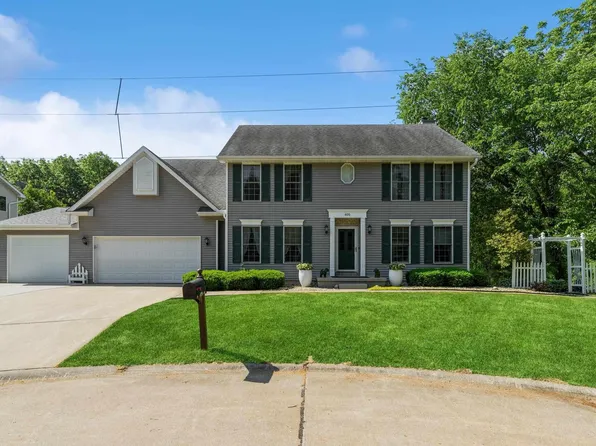 405 E 12th Ave, Coal Valley, IL 61240
