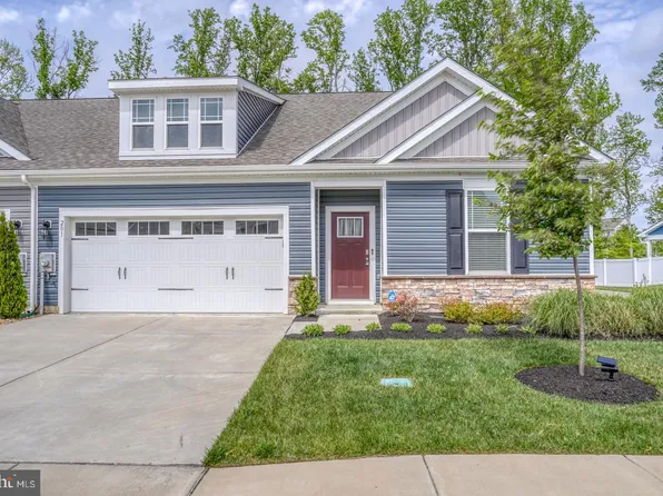201 Sedmont Cir, Smyrna, DE 19977