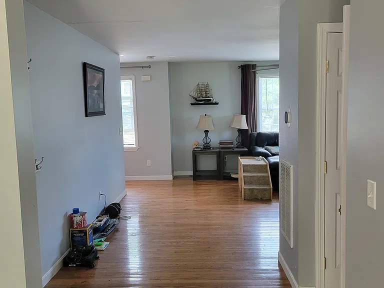 25 Villa Nova St #4 — Photo 8