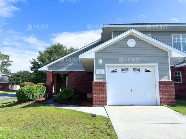 24 Carteret Rd, Havelock, NC 28532