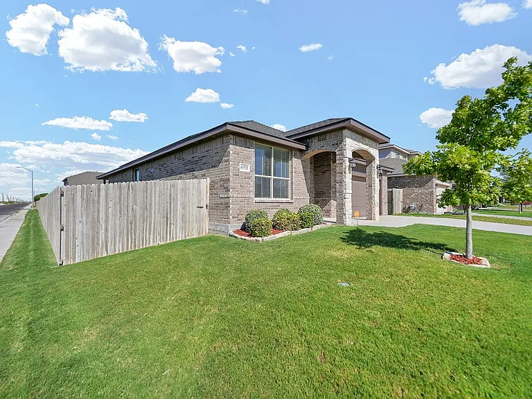 6901 Boss Ranch Rd — Photo 41