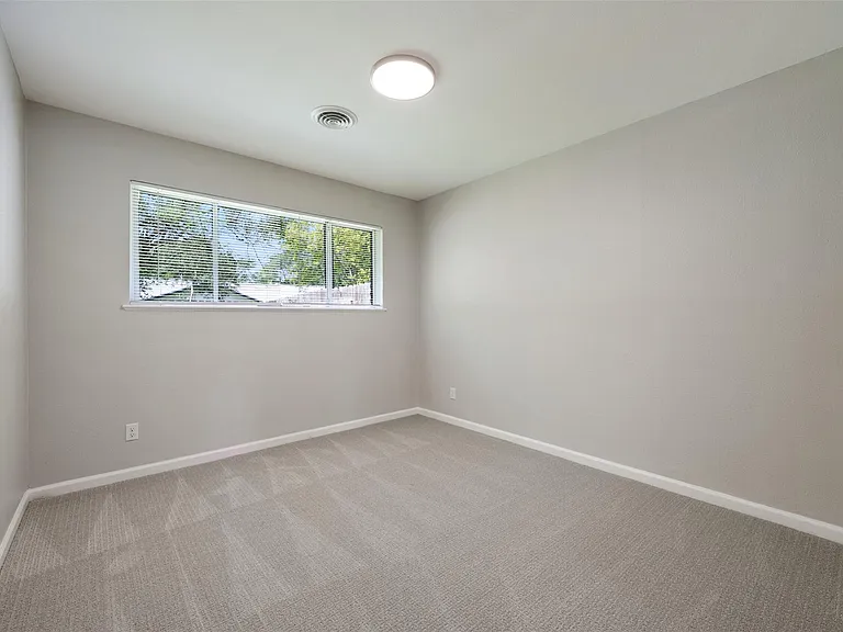 1513 Braes Ridge Dr #B — Photo 15