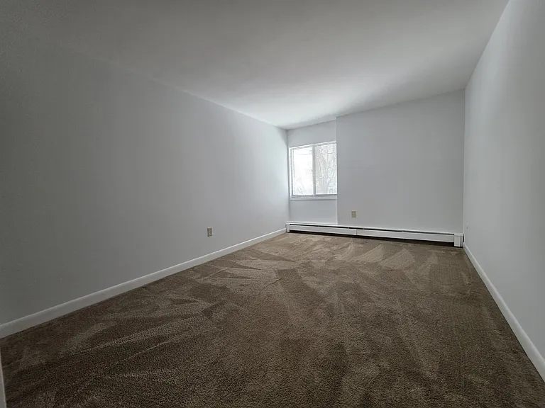 65 Miller St #B11 — Photo 13