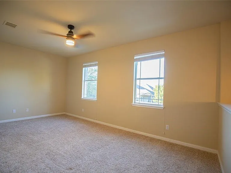 3806 Juniper Hills St — Photo 8
