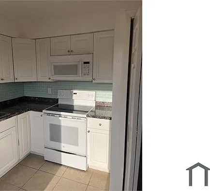 9410 N 50th St #D — Photo 10