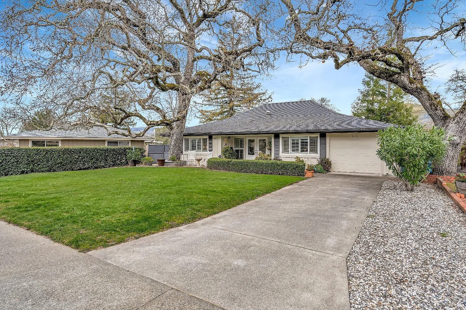 420 Deerfield Circle photo 1