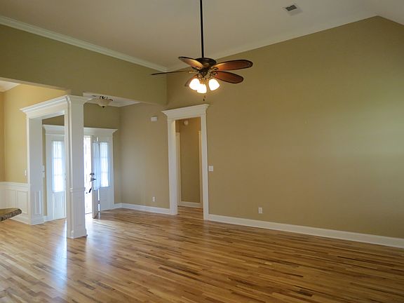 2nd image of 1141 Remuda Cir