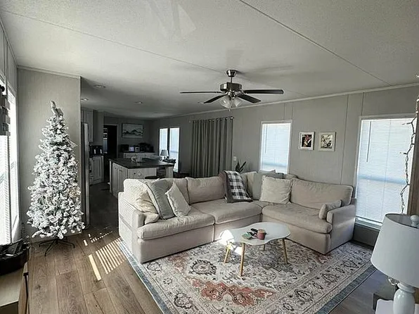 2899 Sugarloaf Dr Trailer 187, Lake Charles, LA 70607