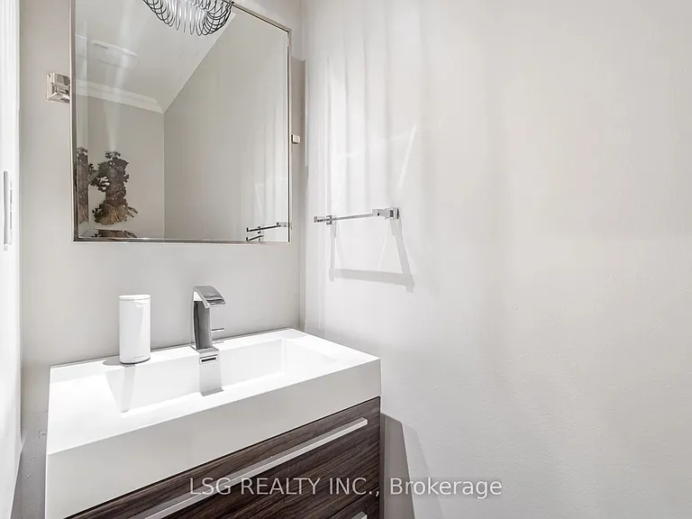 4234 Sunflower Dr — Photo 20