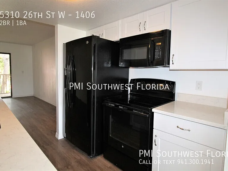 5310 26th St W #1406 — Photo 3
