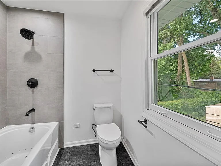 412 Lavergne Ave — Photo 17