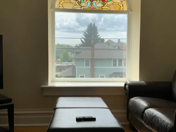 (undisclosed Address), The Dalles, OR 97058