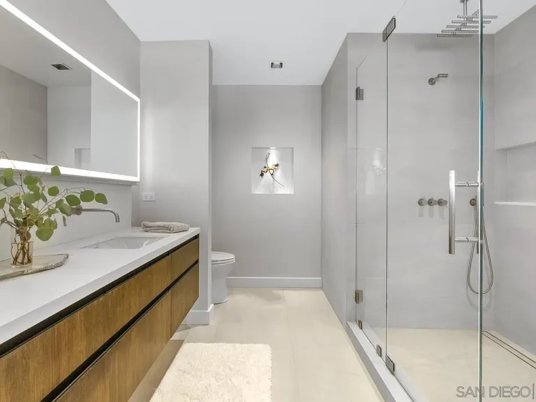135 S Sierra Ave #32 — Photo 19