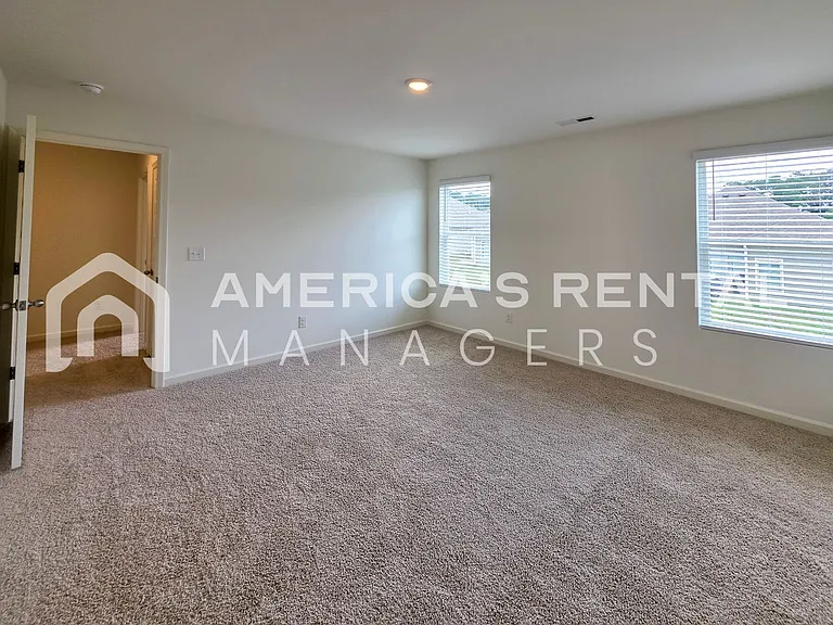 2132 Addison Way SW — Photo 45