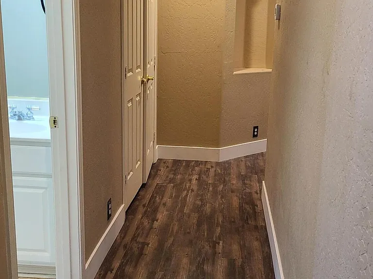 14206 S 12th Pl — Photo 26
