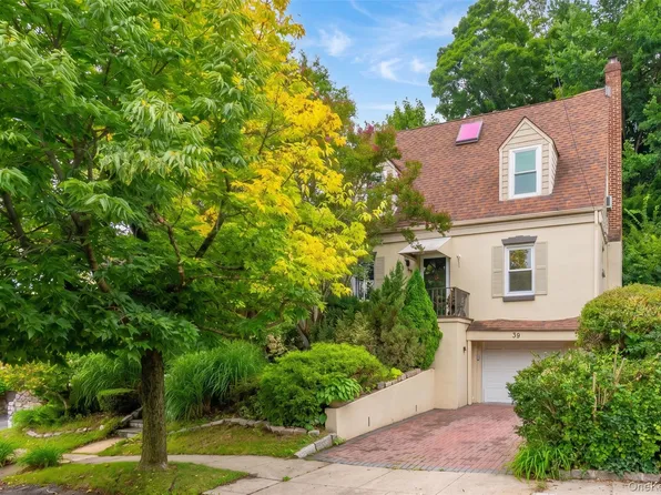 37 ( Aka 39 ) Sunrise Terrace, Yonkers, NY 10703