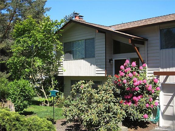 2nd image of 19718 58th Ave NE
