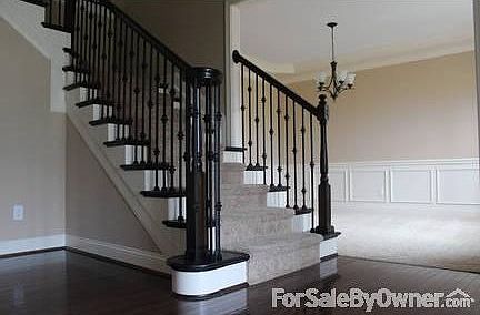 Entry staircase