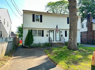 83-85 Middle St, Springfield, MA 01104